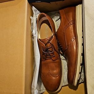 Cole Haan dress shoes